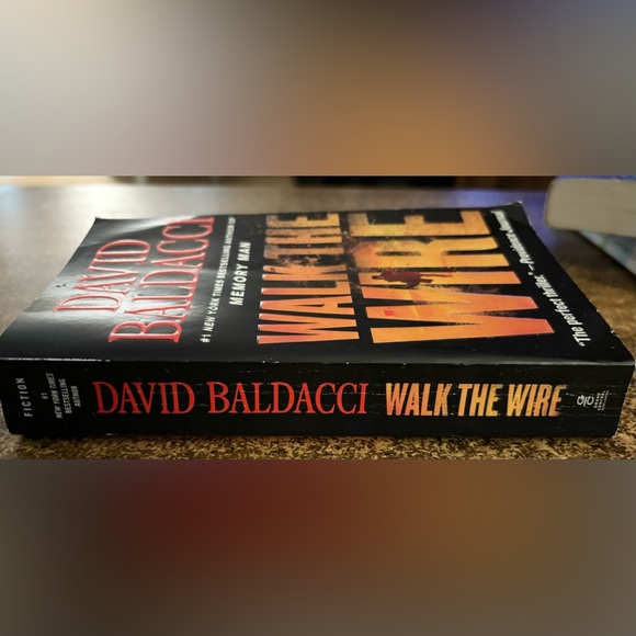 (3 for $20)David Baldacci Walk The Wire Excellent Used Condition - Picture 3 of 6
